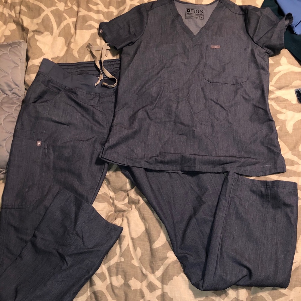 Figs scrubs